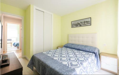 Nice Apartment In Viveiro With 3 Bedrooms