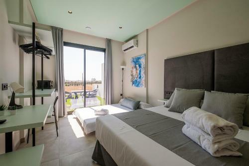 Hostal On The Residence