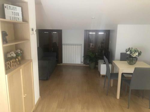 Apartamento Espoz Y Mina Atico