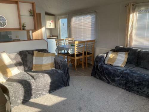 3 Bed Holiday Home On Cornwall / Devon Border