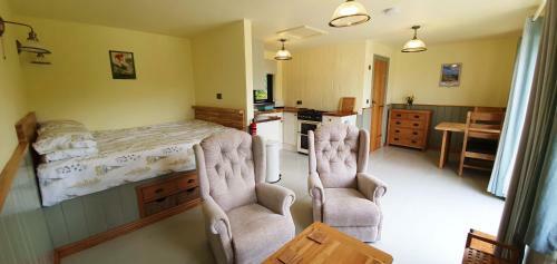 Lodge Lynstone Lakes