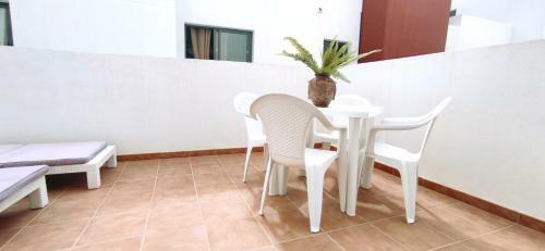 Triplex 8 Islas
