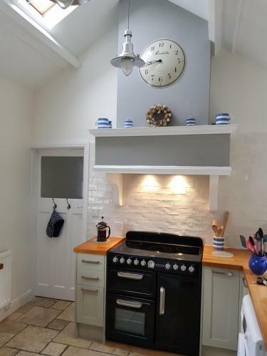 Mayfield Cottage