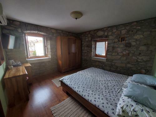 Hostal Guest House Paola