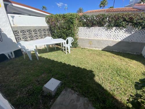 Los Arcos Bungalow Garden Barbecue Pool