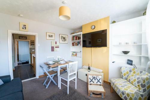 Seaside Snug ? 2 Bedroom Home