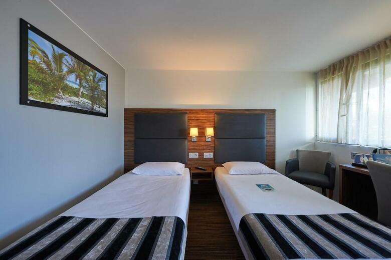 Hotel Kyriad Bordeaux - Merignac A�roport