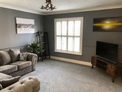 Stylish 2 Bed Apartment Next To The Norfolk Broads