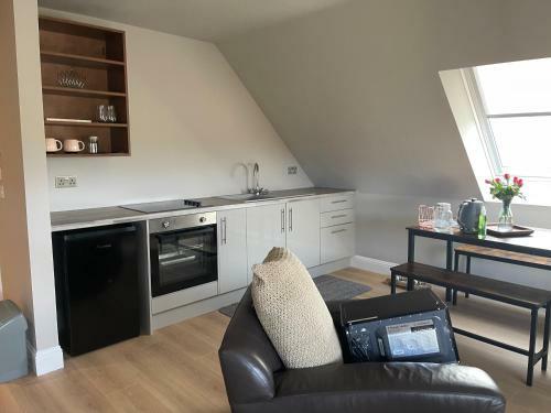 Remarkable 1-bed Apartment In Cowdenbeath Uk