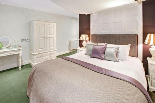 Hotel Hipping Hall