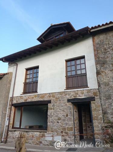 Casa Con Encanto En La Hayuela, Situada A 5 Min de Comillas