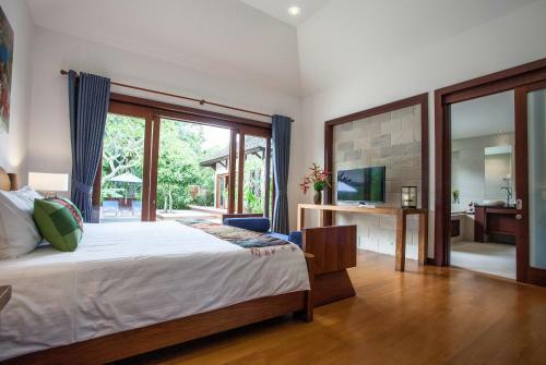 Baan Pinya Chic Three Bedroom Pool Villa