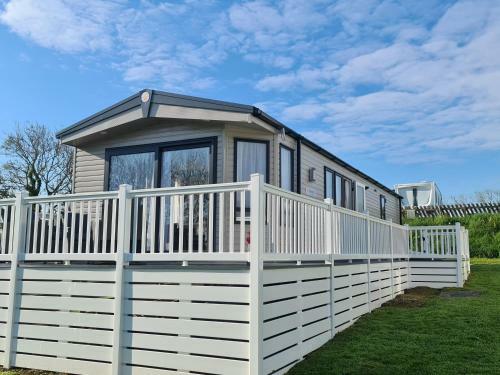 Mawgan Pads Trevella Crantock