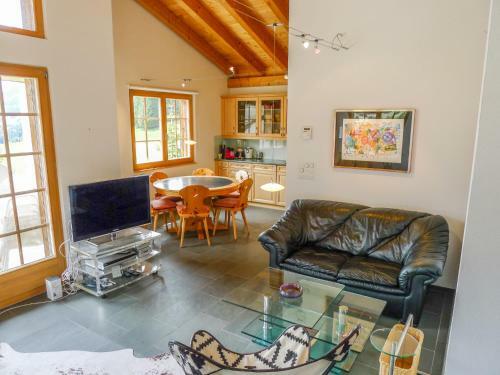 Apartment Tgesa Sartons