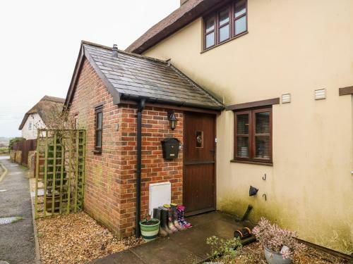 2 Rose Cottages