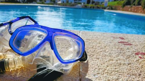 Stunning Sea Views Apartment, Pool, 5 Min Walk To Beach