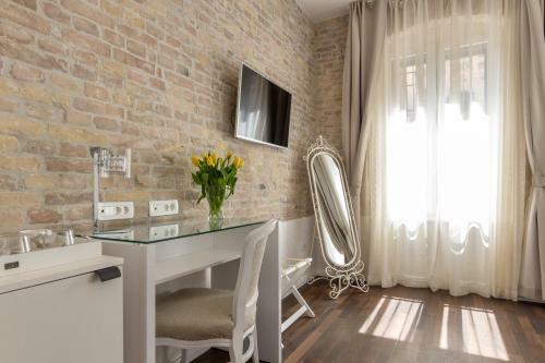 Hostal Pellegrini Luxury Rooms