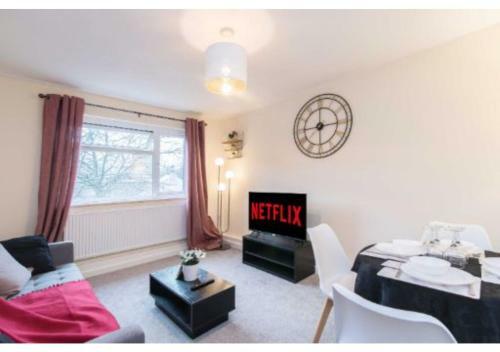 Sublime Stays Coventry- Jenner Luxury Apartment