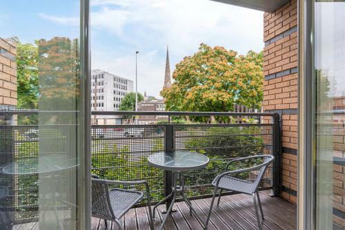 Riley House Spacious City Apartment