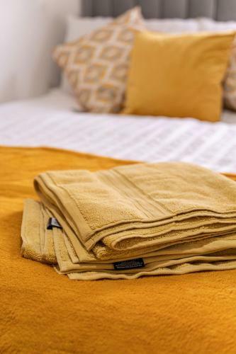 Riley House Spacious City Apartment