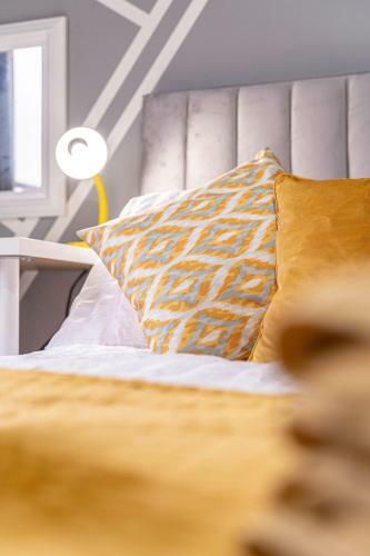 Riley House Spacious City Apartment