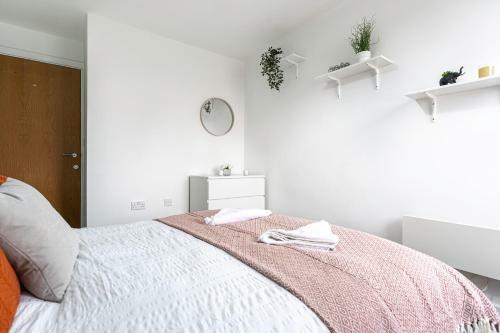 Jkg Property Solutions Presents Cosy City Apartment