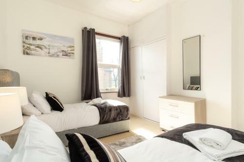 Barras House