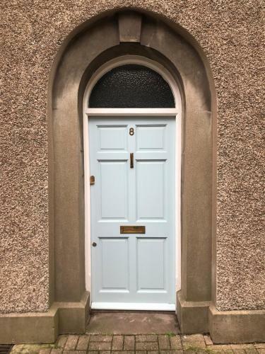 Quaint 2 Bed Cottage In Central Crickhowell