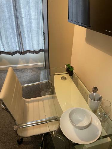Modern En-suite Double Bedroom