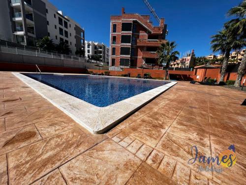 Luxurious 1st Floor Apartment With Com Pool Vm22