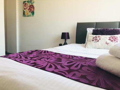Hotel Opal Bank