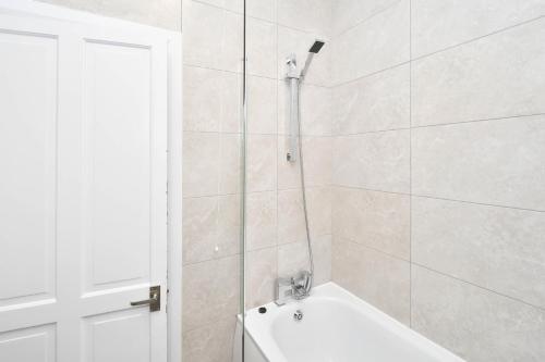 Apartamento 3br With Huge Dining Space!extended Stay