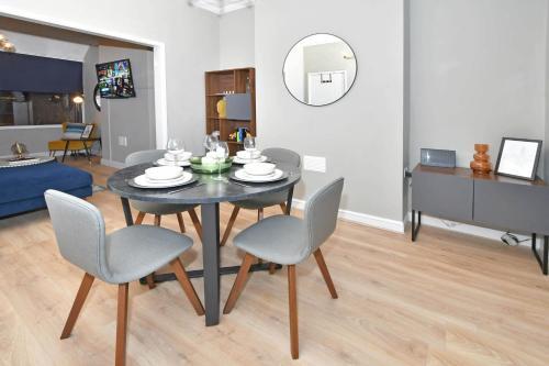 Apartamento 3br With Huge Dining Space!extended Stay