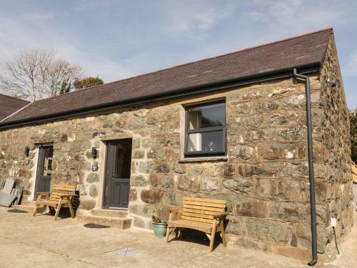 Tyddyn Sianel - Derw