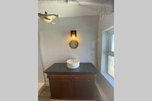 Seagulls Rest Marine Themed Seaview Apartment