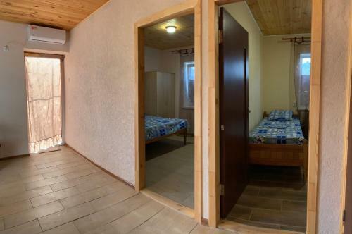 Hostal Azovmore Tut