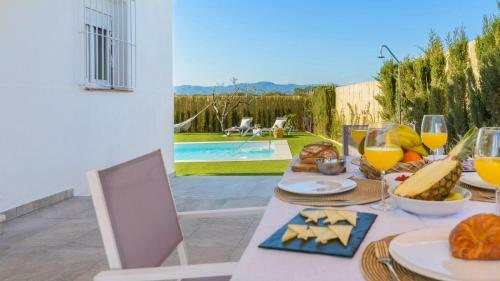 Casa El Refugio De Paco Alhaur�n De La Torre By Ruralidays