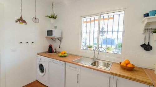 Casa Serrano C�rtama By Ruralidays