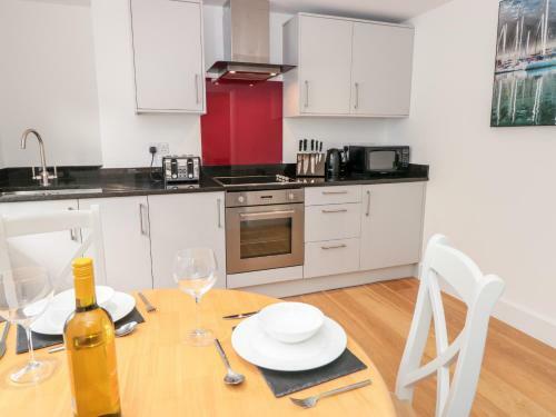 Apartment 2 22 Foss Street