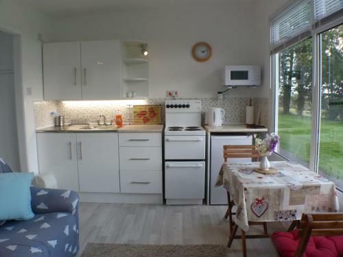 Chalet For Two - Dartmouth