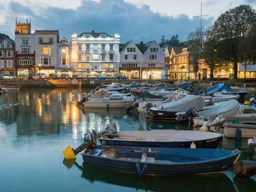 Little Cotton Farmhouse