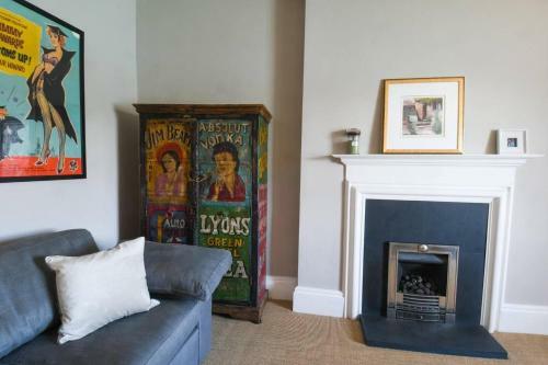 Amazing River View House Sleeps 8