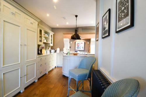 Amazing River View House Sleeps 8