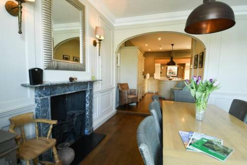 Amazing River View House Sleeps 8