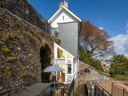 Bell Cottage