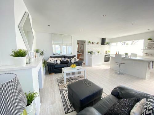 Seaview Cottage On The Island