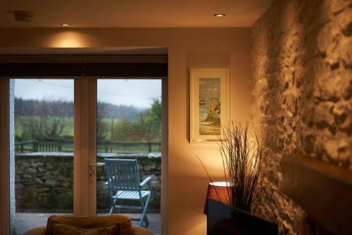 Stuc An T Sagairt Cottage , Loch Lomond