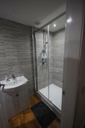 Loch Lomond Riverside Apartment