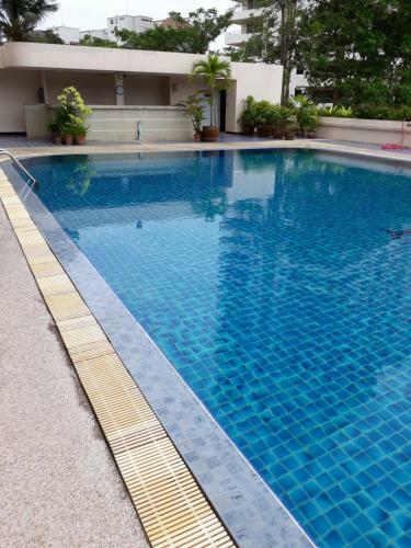Apartamento Khiang Talay Condo