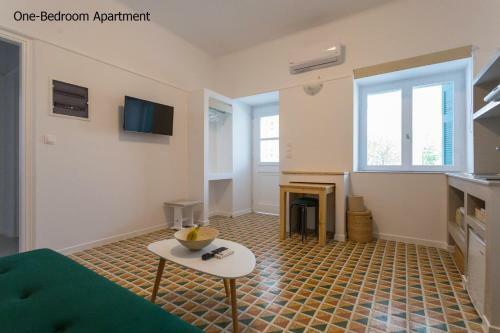 Aria Apartments